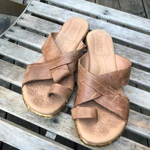 Born Kapri brown leather slides sandals wedge